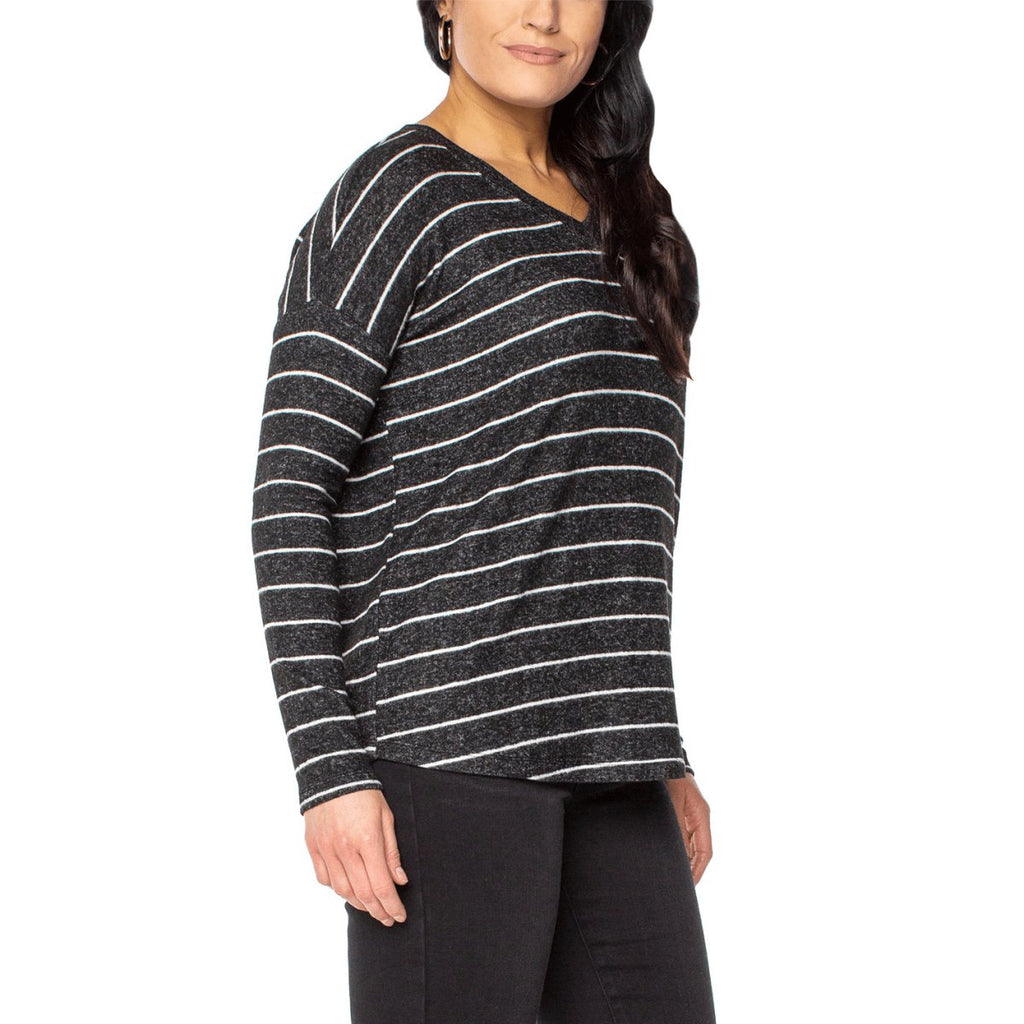 Well Worn Women's V-Neck Top