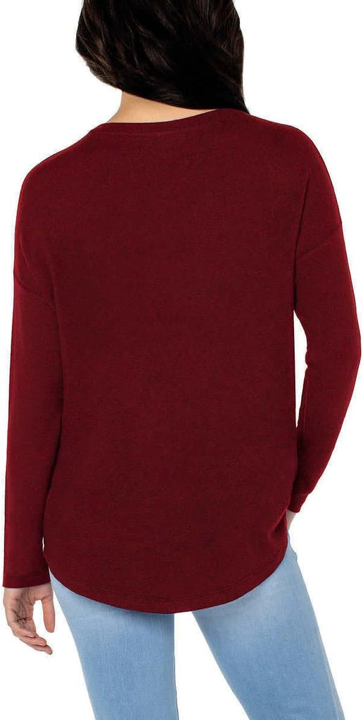 Well Worn Women's V-Neck Top