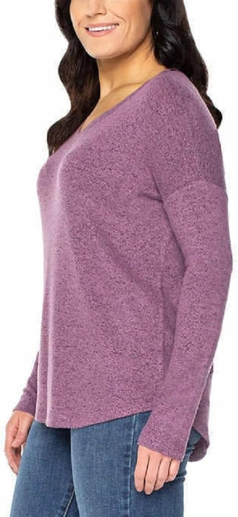 Well Worn Women's V-Neck Top