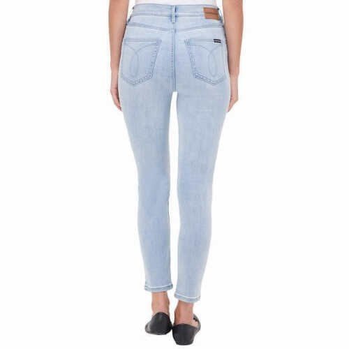Calvin Klein High Rise Jeans - Timeless Elegance & Comfort