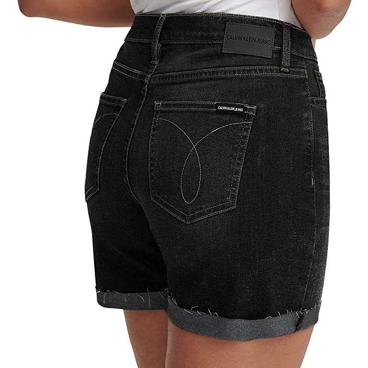 Calvin Klein Women's Roll Cuff Shorts - Stylish and Comfortable Summer Fashion