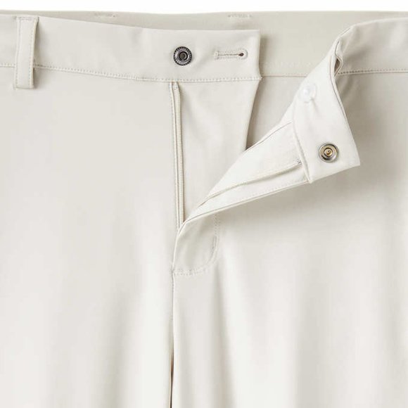 Greg Norman ML75 Golf Shorts - Ultimate Travel Comfort & Style