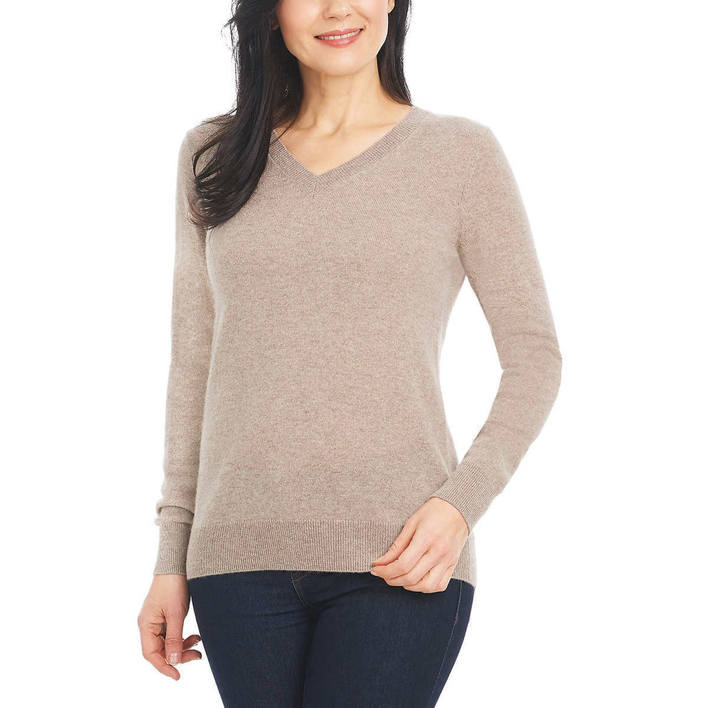 Timeless Elegance in Hilary Radley Cashmere Attire