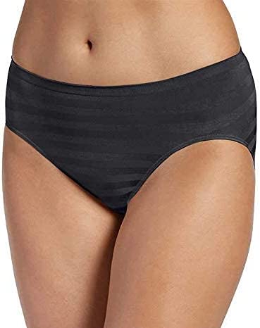 Experience ultimate comfort with Jockey 3 Seam Free Hi-Cuts - No seams, no irritation, just blissful wear all day long!