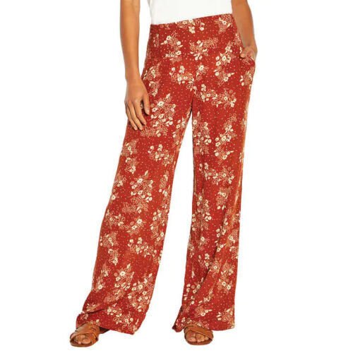 Three Dots Printed Pant: Stylish women's pants with vibrant prints, perfect for any occasion.